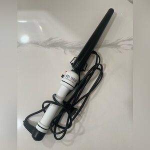Hot Tools Professional - Curling Wand Black and White